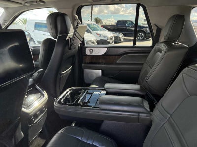 2022 Lincoln Navigator L Black Label