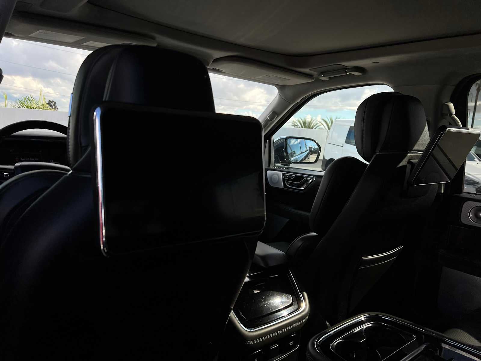 2022 Lincoln Navigator L Black Label