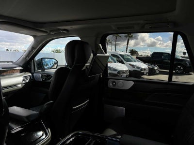 2022 Lincoln Navigator L Black Label