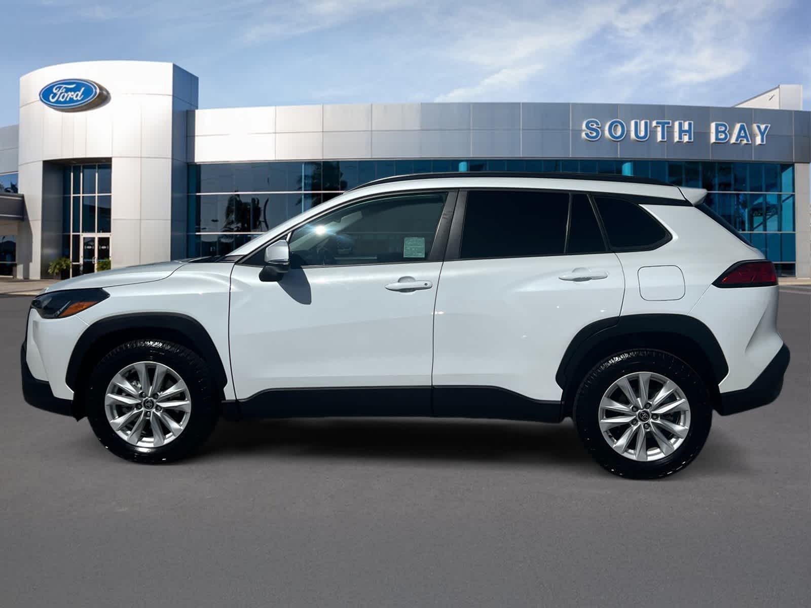 2022 Toyota Corolla Cross LE