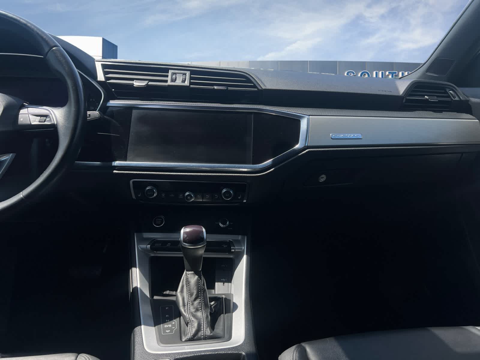 2024 Audi Q3 S line Premium