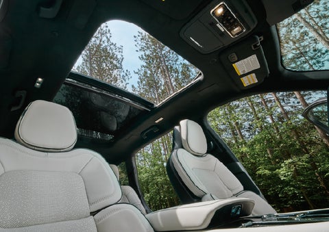 The front seats of a 2027 Lincoln Aviator® Black Label™ SUV | South Bay Lincoln in Hawthorne CA