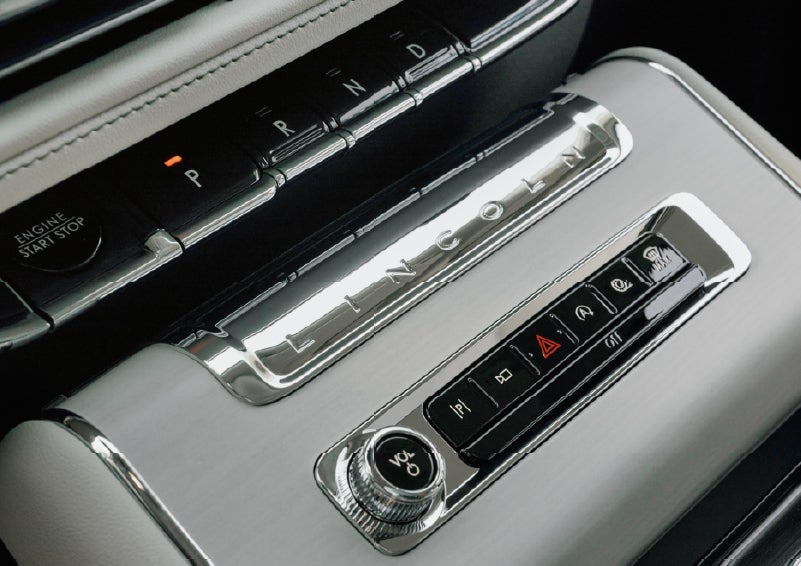 The piano key gear selector of a 2027 Lincoln Aviator® Back Label™ SUV. | South Bay Lincoln in Hawthorne CA