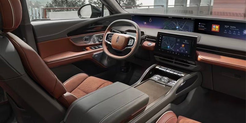 Interior of a 2024 Lincoln Nautilus is displayed.